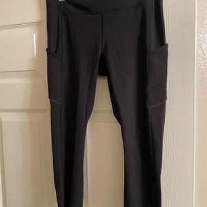 Lulu Lemon Crop Leggings with Pockets Size 10